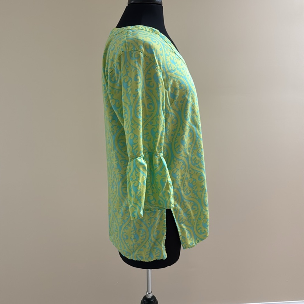 Escapada Green and Blue Bell Sleeve Blouse EUC Size L - Picture 4 of 6